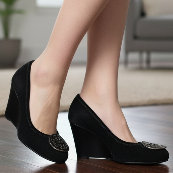 Tory Burch Sophie Black Suede Wedges Heels Size 7.5 - Picture 1 of 10